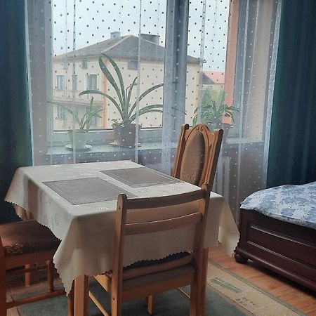 U Danusi - Pokoje Do Wynajecia Solec Zdroj Luaran gambar