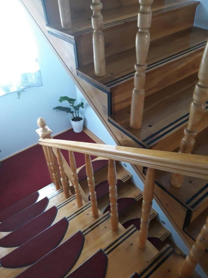 U Danusi - Pokoje Do Wynajecia Solec Zdroj Luaran gambar