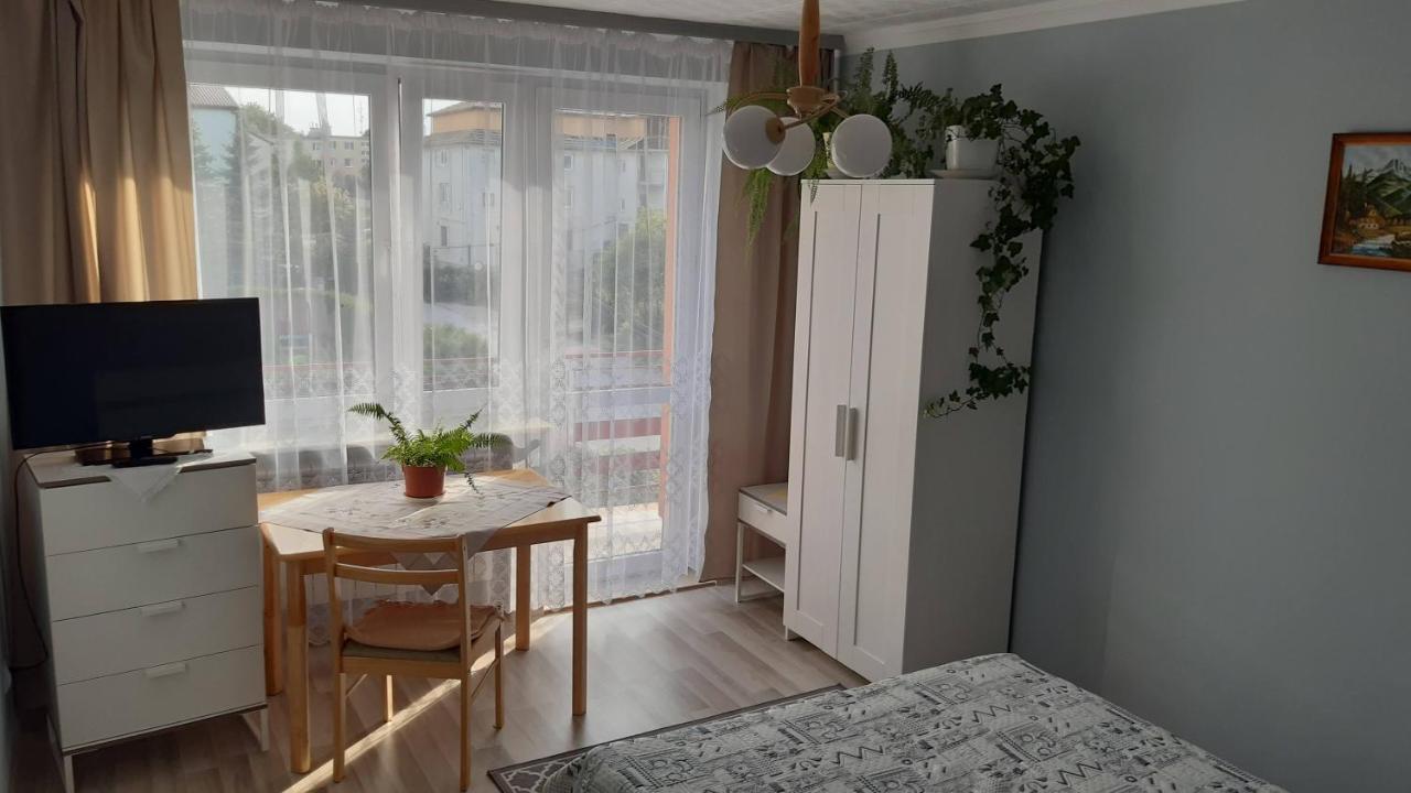 U Danusi - Pokoje Do Wynajecia Solec Zdroj Luaran gambar