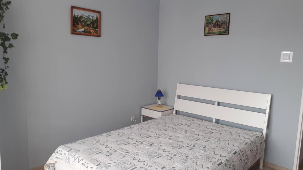 U Danusi - Pokoje Do Wynajecia Solec Zdroj Luaran gambar